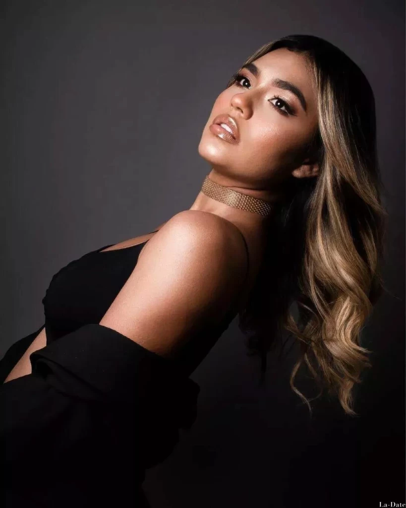 Yuli, 25