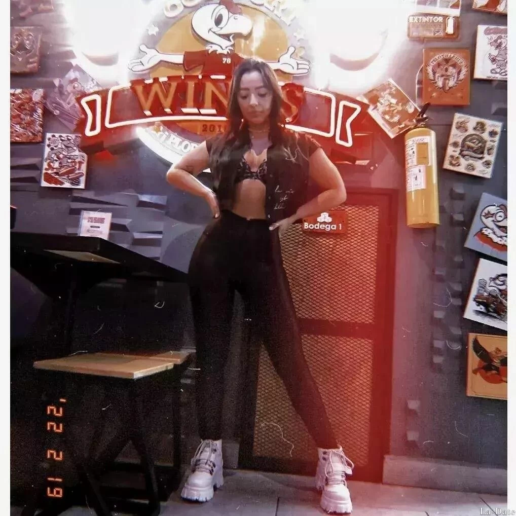 Paola, 34