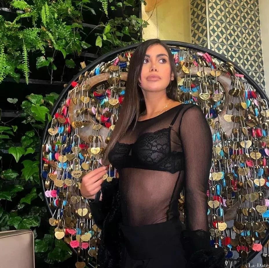 Salome, 26