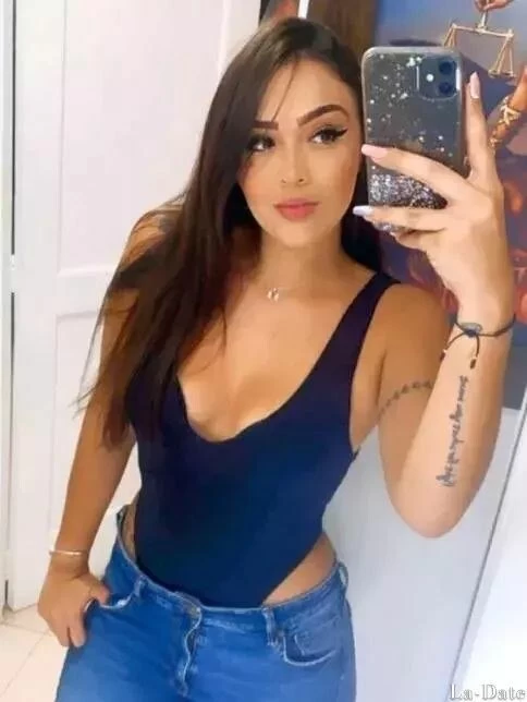 Yeny, 23