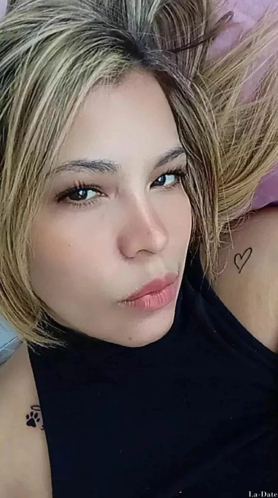 Janneth, 37
