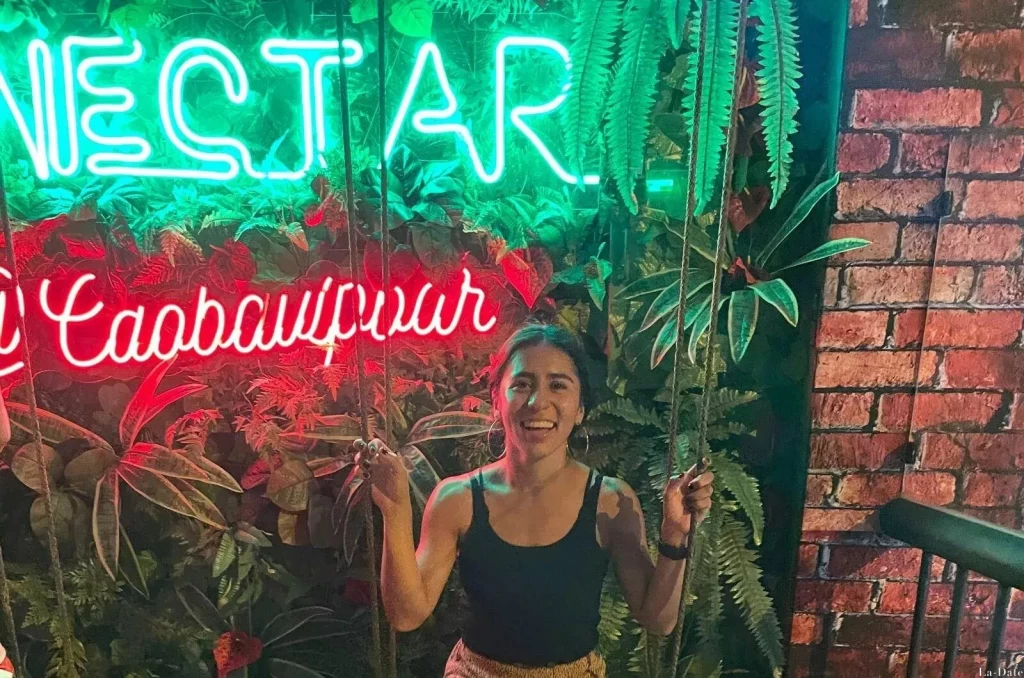 Maria Paula, 29