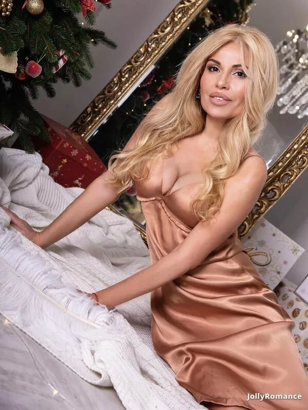 Natalia, 47