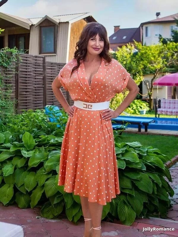 Karolina, 55