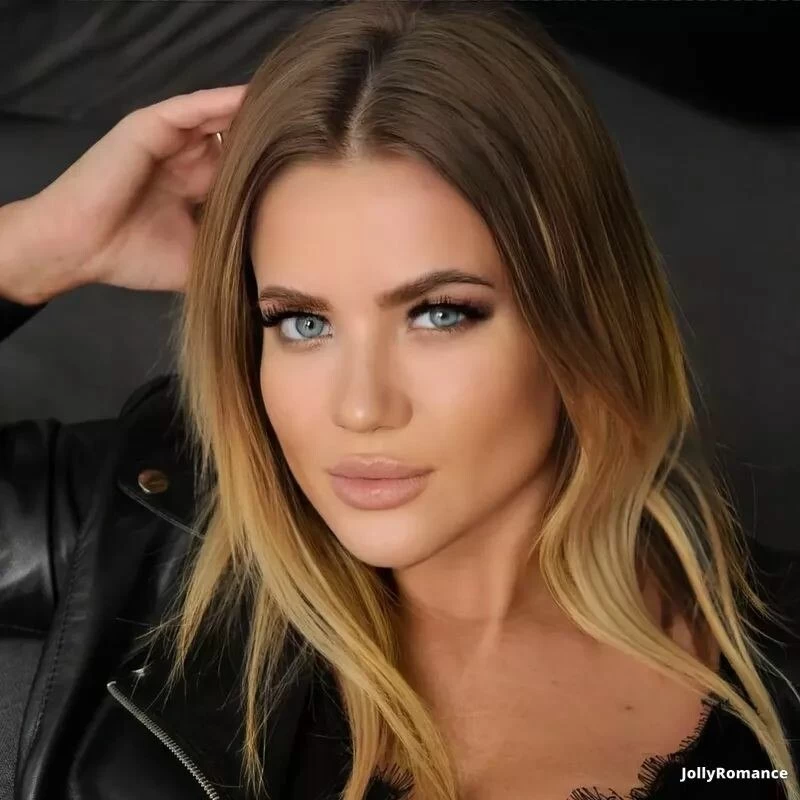 Tatyana, 27