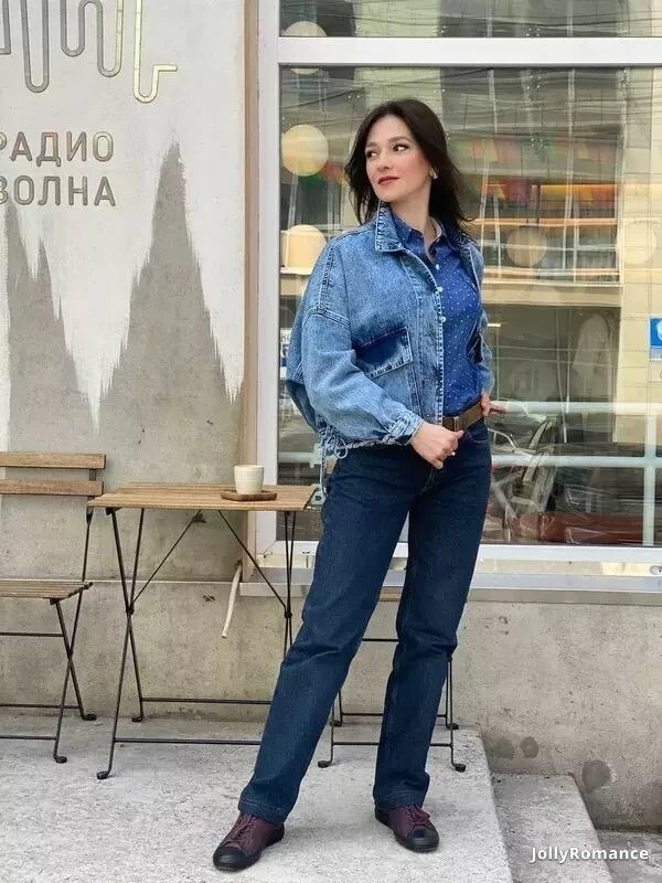 Viktoria, 45