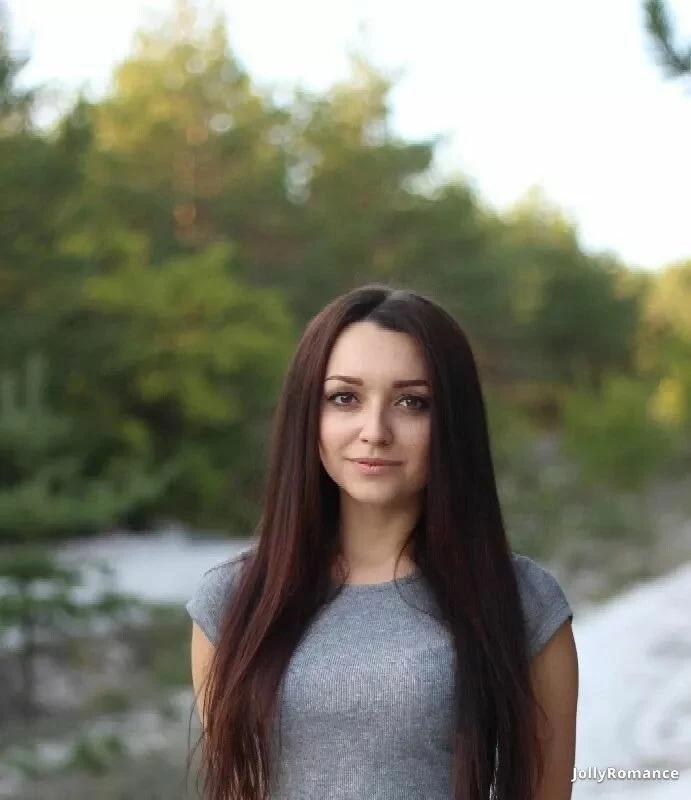 Yuliya, 26