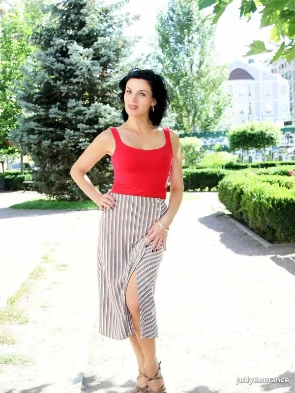 Tatiana, 51