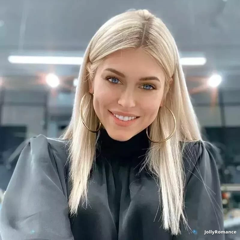 Inessa, 26