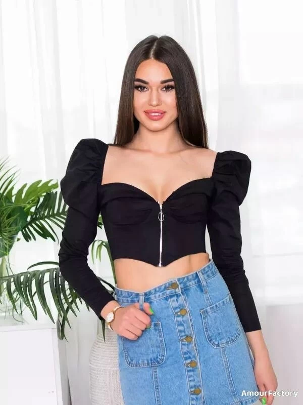 Darina, 26