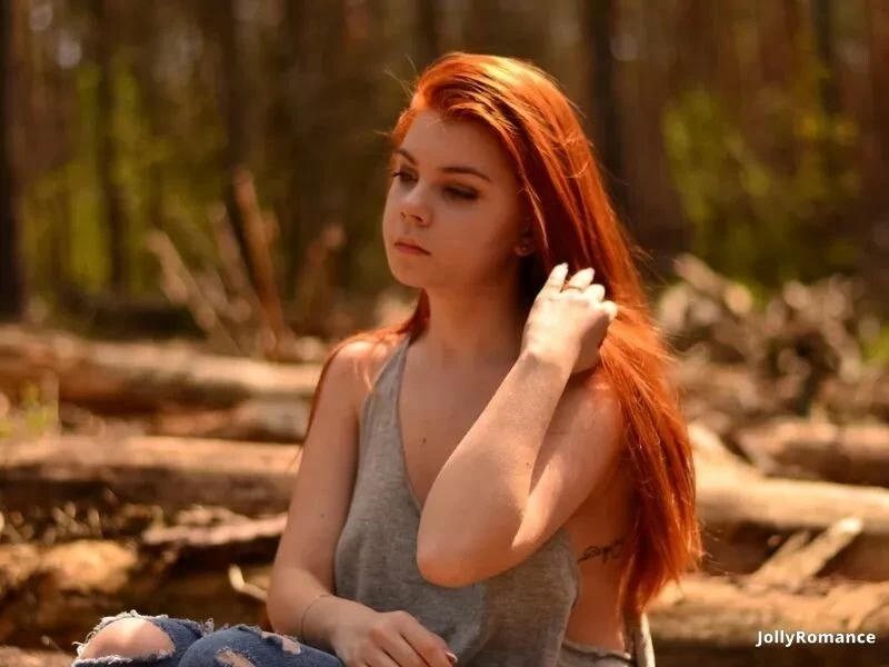 Yana, 22