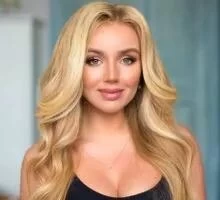 Stefania, 26