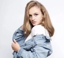 Veronica, 20
