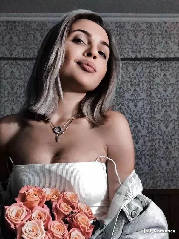Irina, 31