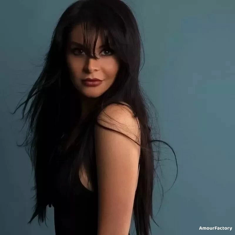 Irina, 35