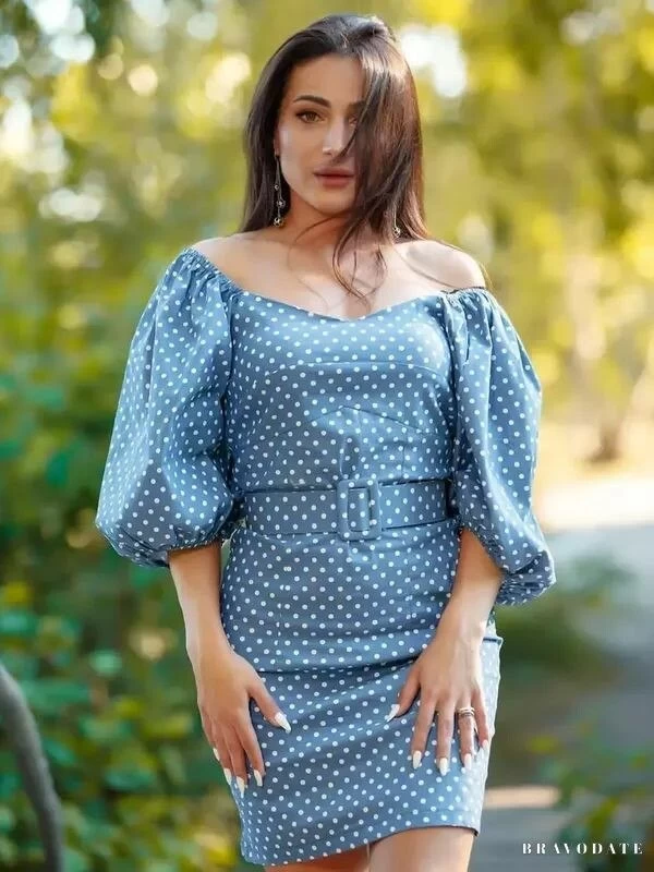 Victoria, 27
