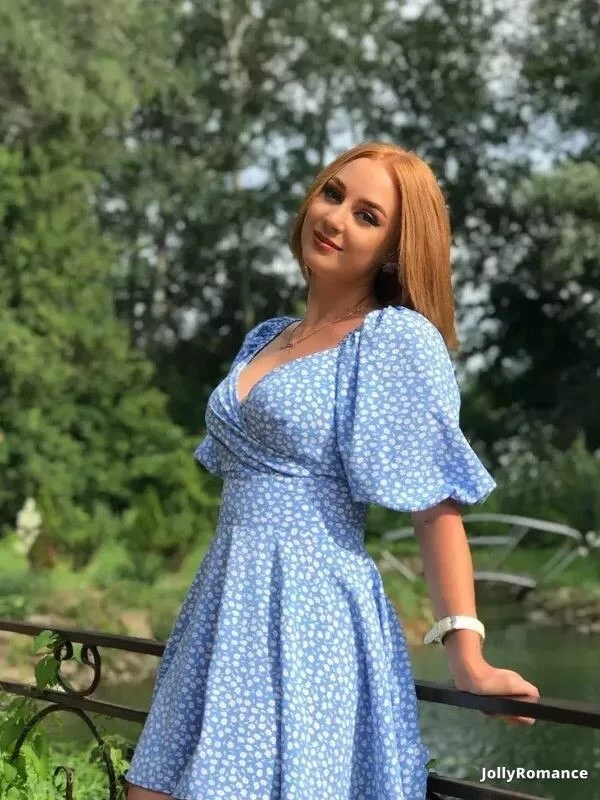 Natalia, 20
