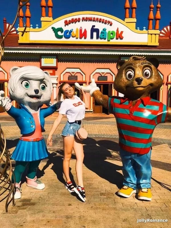 Ksenia, 23