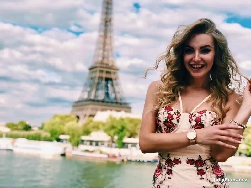 Natalia, 27