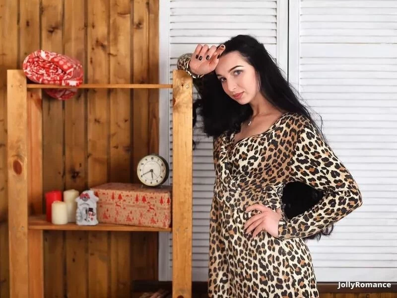 Yullia, 28
