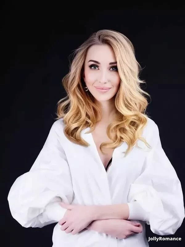 Diana, 32