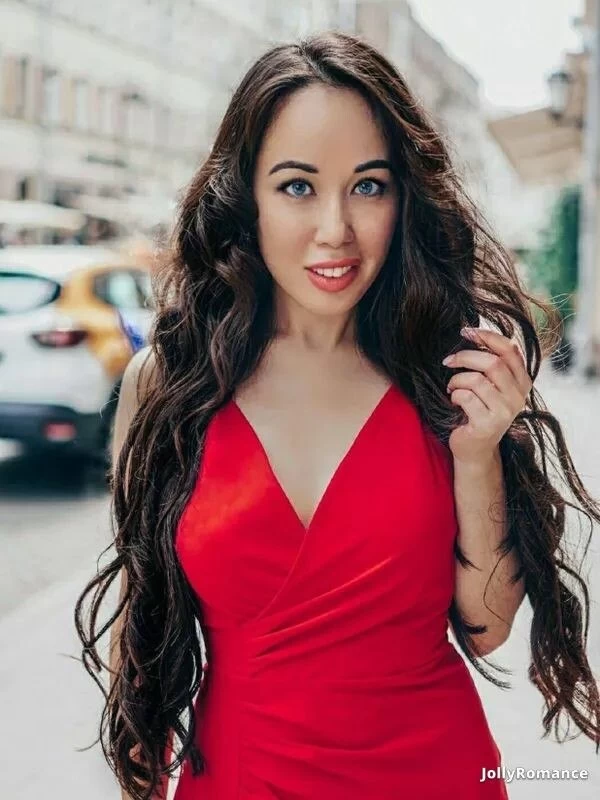 Olga, 33