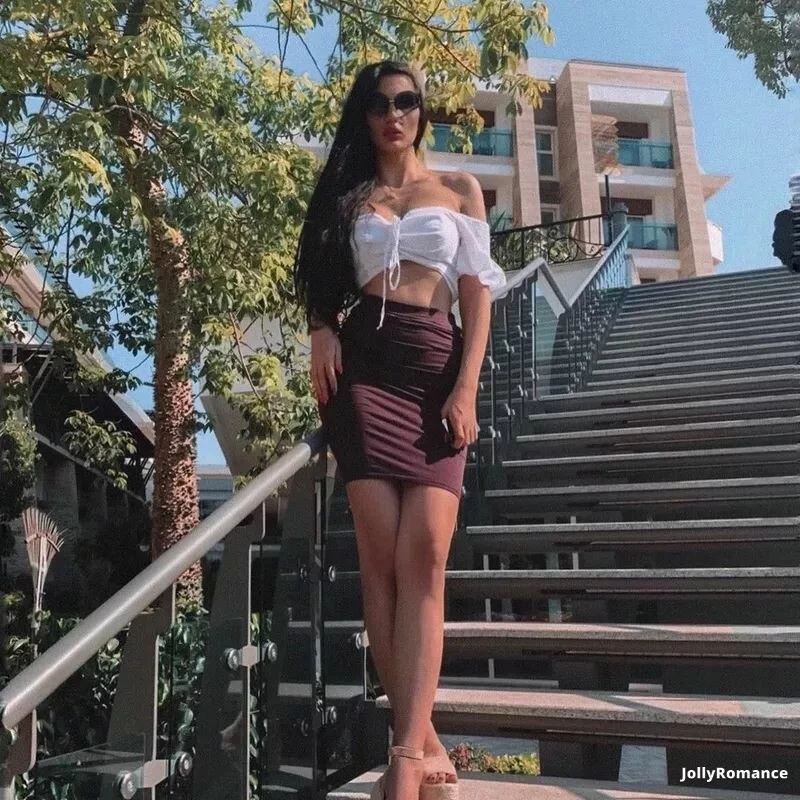 Olga, 23