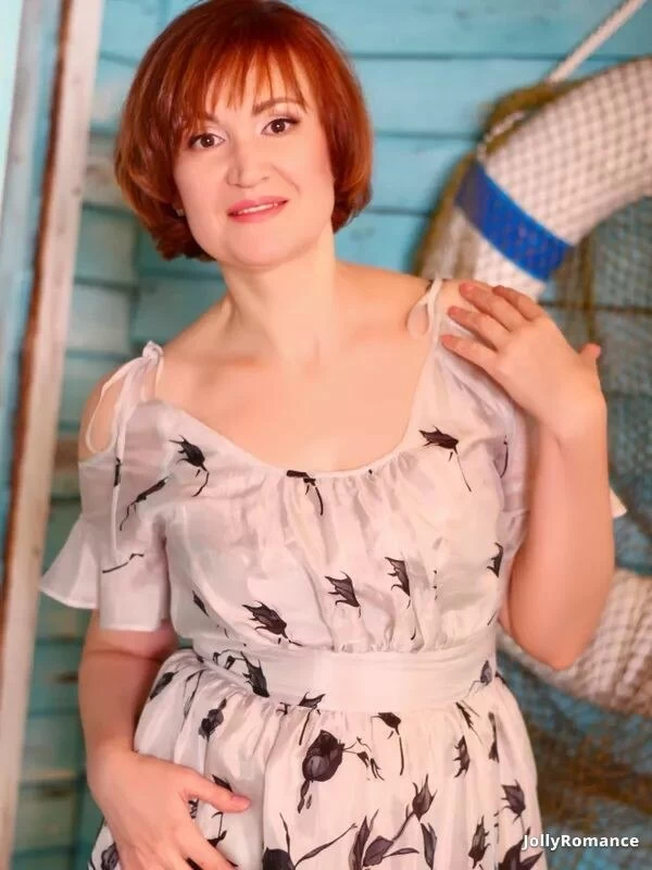 Ekaterina, 54