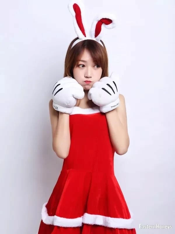 Hong Qiao, 47