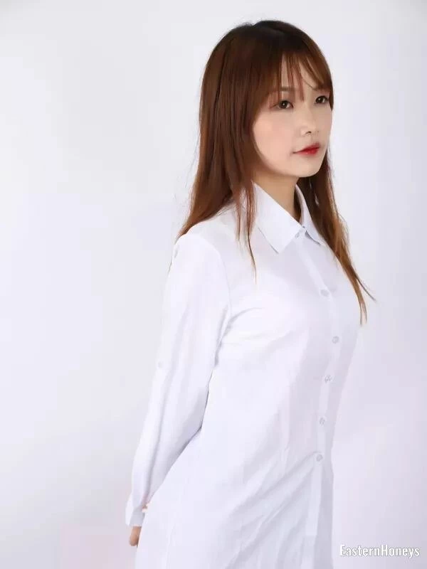 Liuli Ting, 23