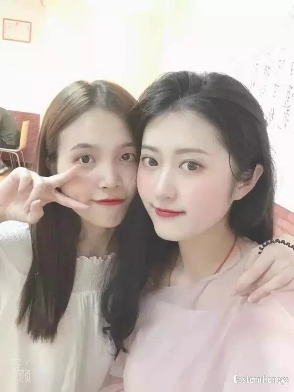 Rong Jie, 23