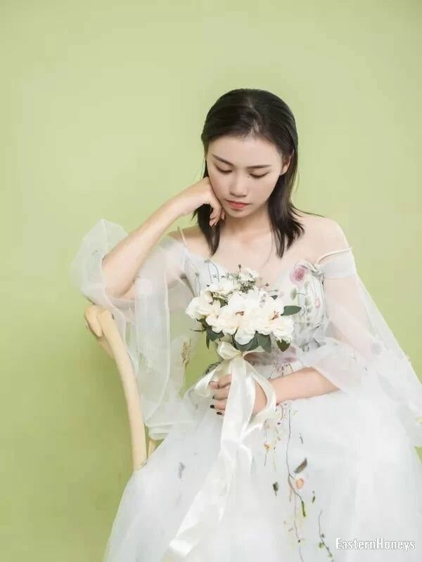 Yanting, 19