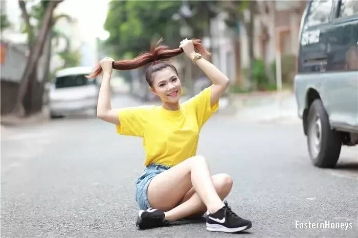 Thanh Thuy, 28