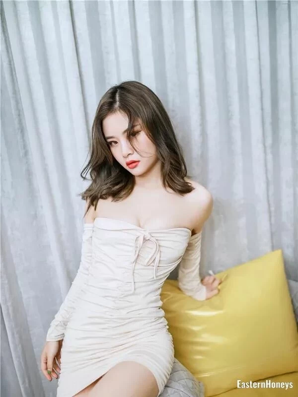 Joanna, 25