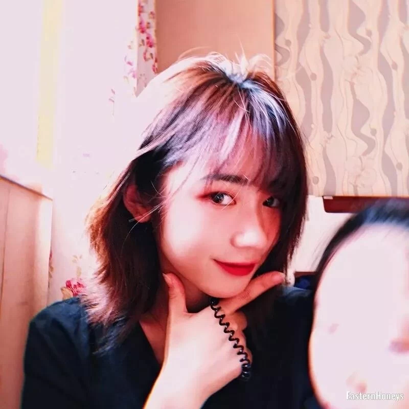 Yue, 21