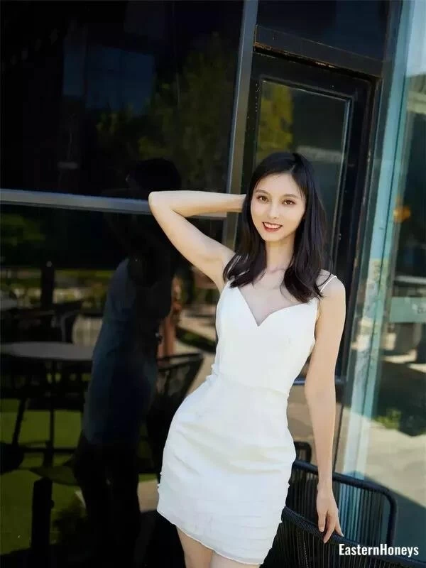 Wu Chunling, 32