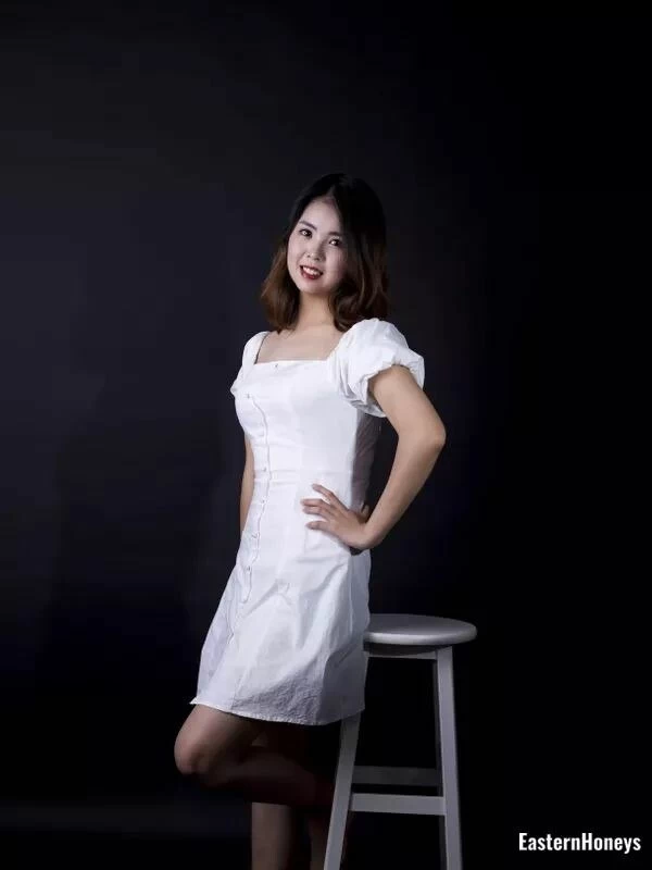 Shu Min, 29