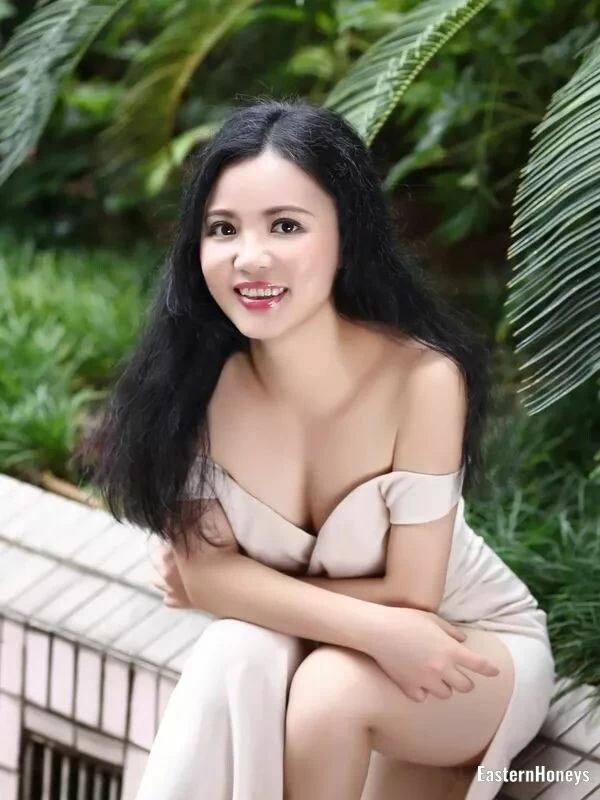 Caiyun, 35