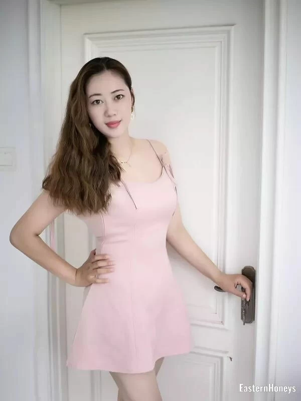 Yiyao, 33