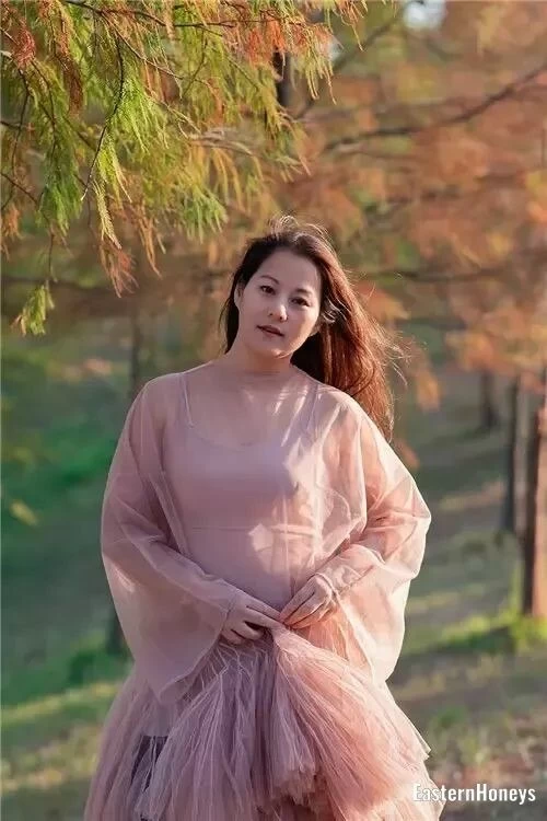 Wen Jun, 40