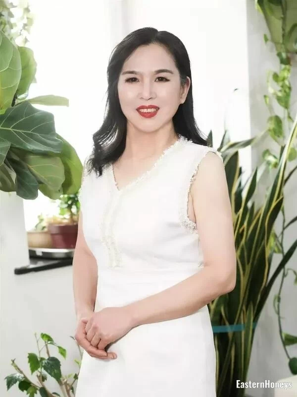 Huiying Chen, 63