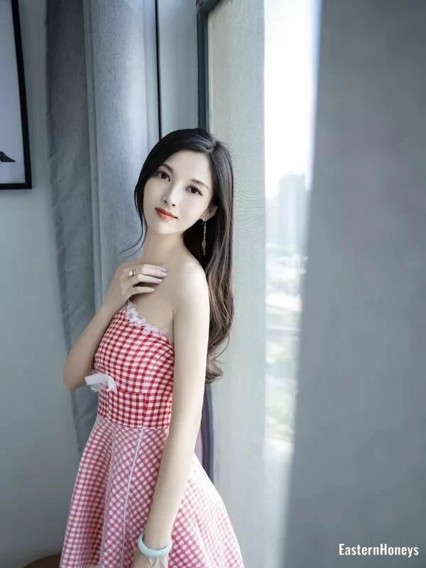 Yafei, 34