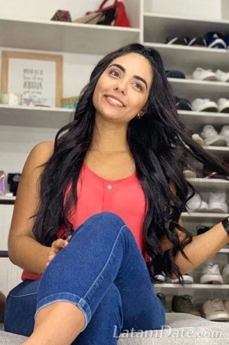 Keira, 26