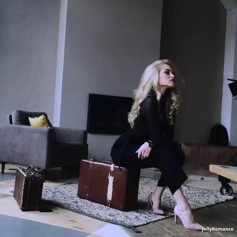 Ekaterina, 21