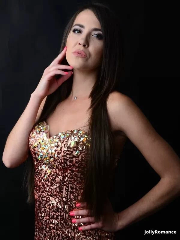 Yulia, 30
