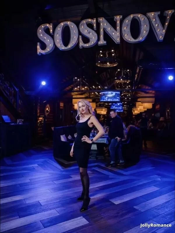 Karina, 35