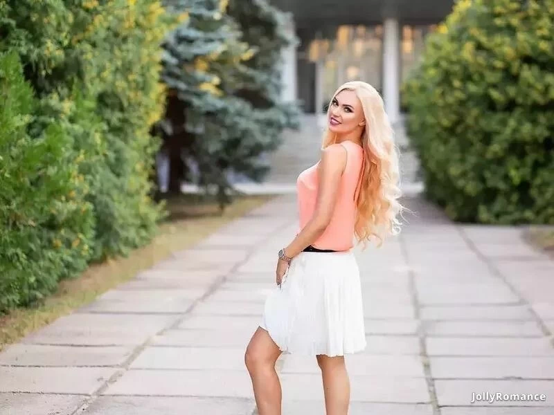 Oksana, 43