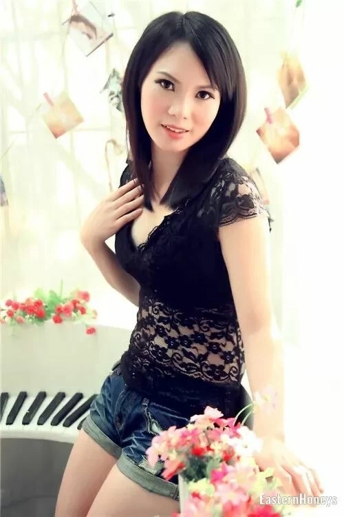 Yaxi, 33