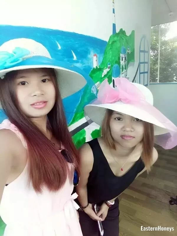 Ying, 24