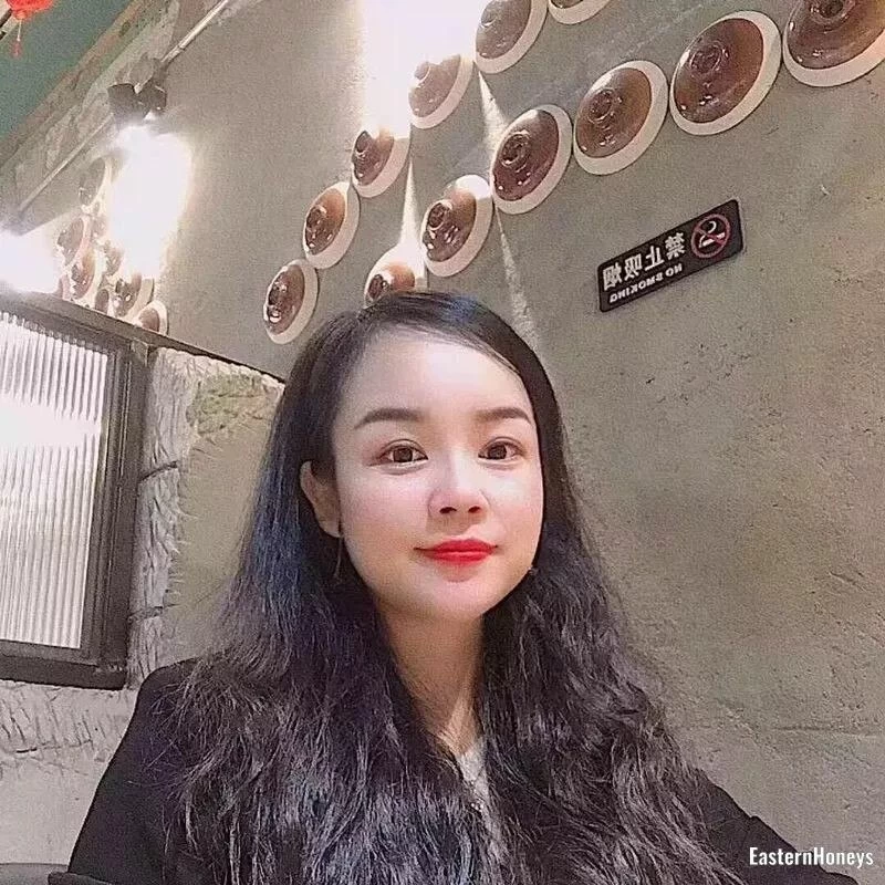 Rui, 37